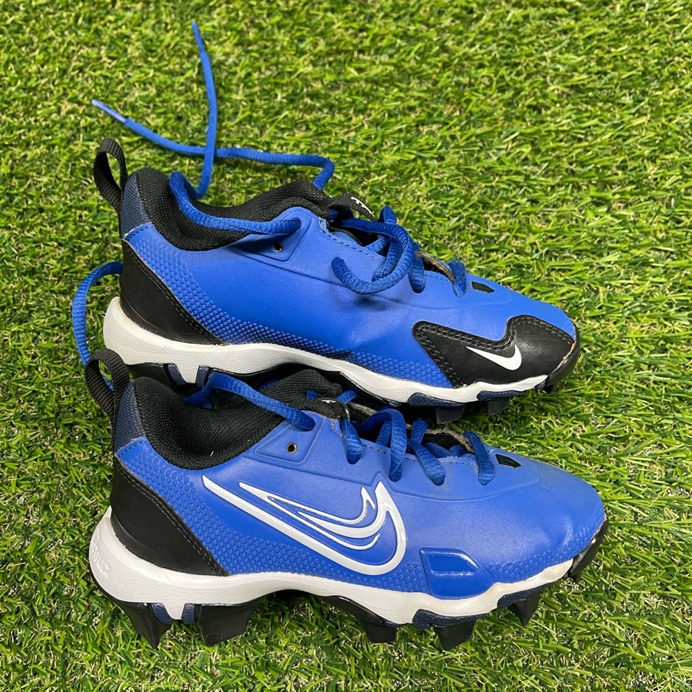Nike Kids Blue and Black Cleats Size 11C